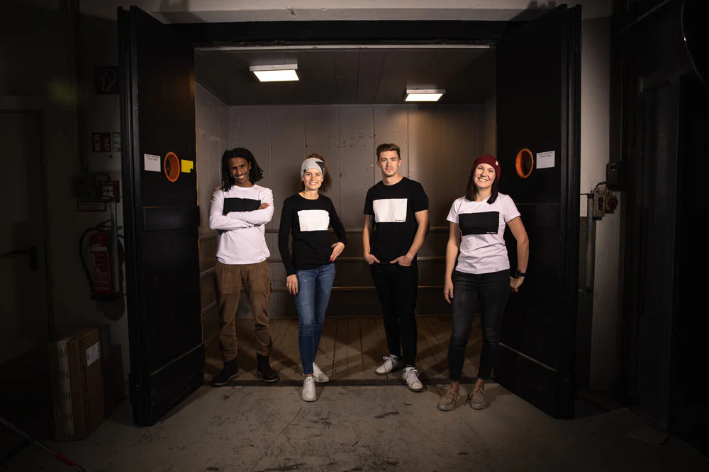 T-Shirt Dark Bar Women - Image 3